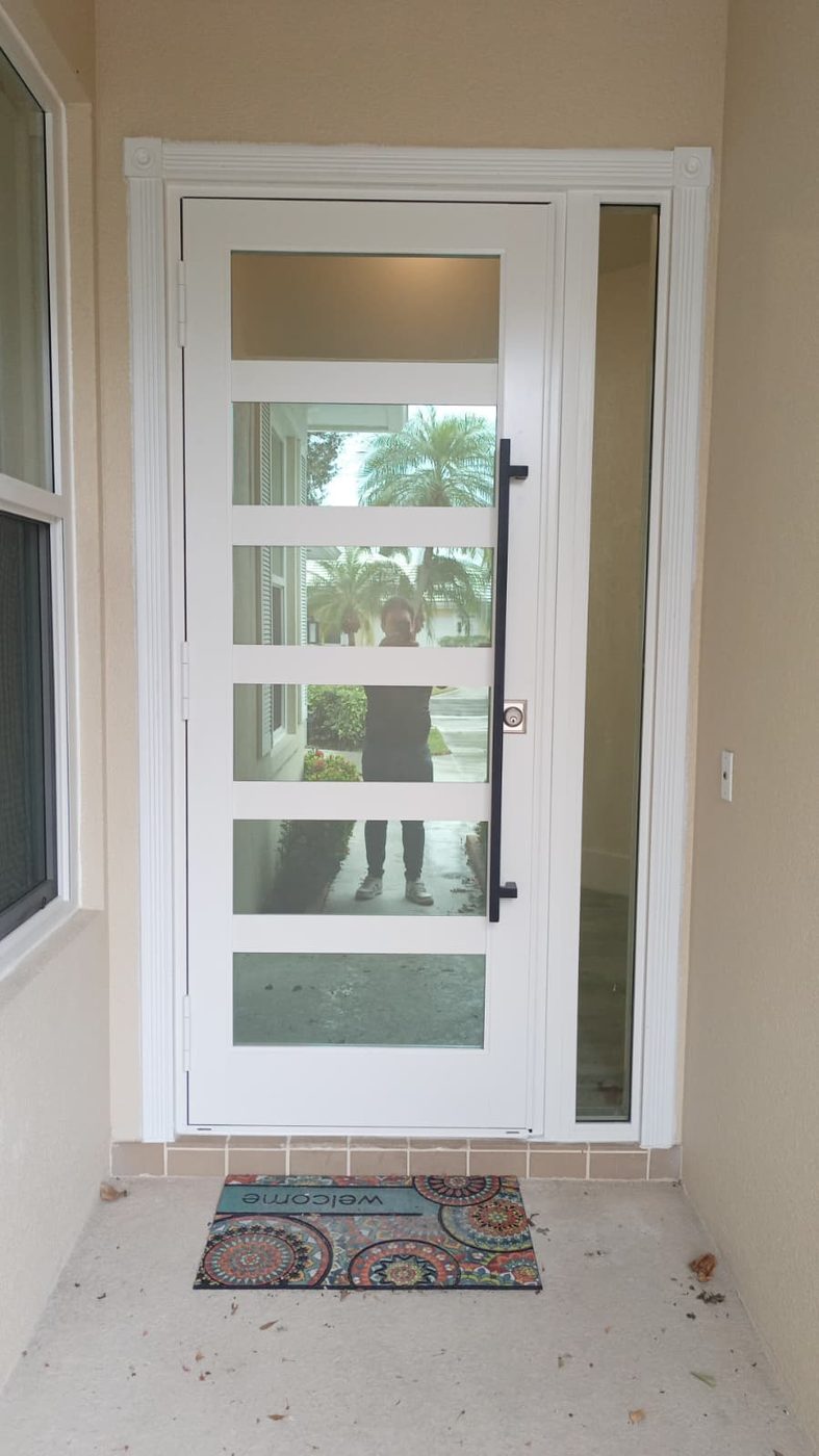 Single door installation